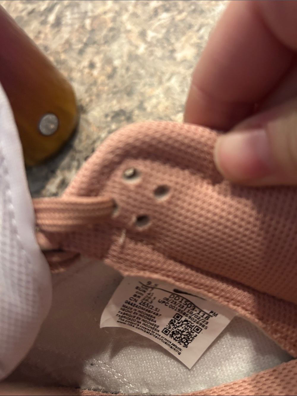 Nike Women’s Low-Top Sneakers - White & Dusty Pink - Picture 5 of 7